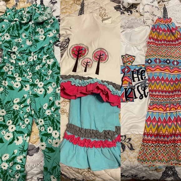 3t and 4t clothes.   Size 6-8 shoes - Picture 7 of 7